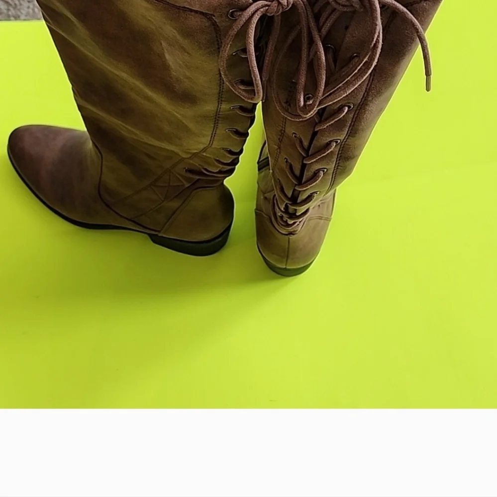 Womens Baretraps Gardyna tall brown boots size 8.5 - Picture 3 of 4